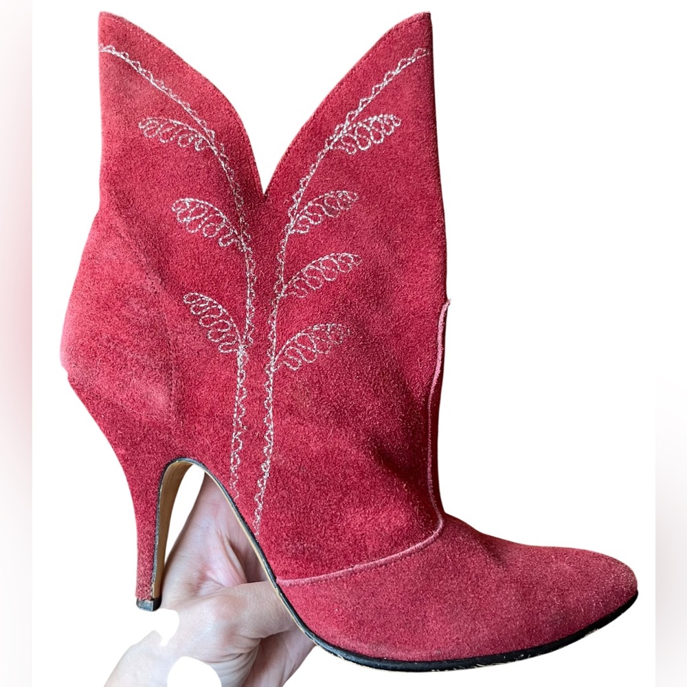 Vintage European Suede Ankle Boots In Dusty Rose W/Delicate Silver Embroidery